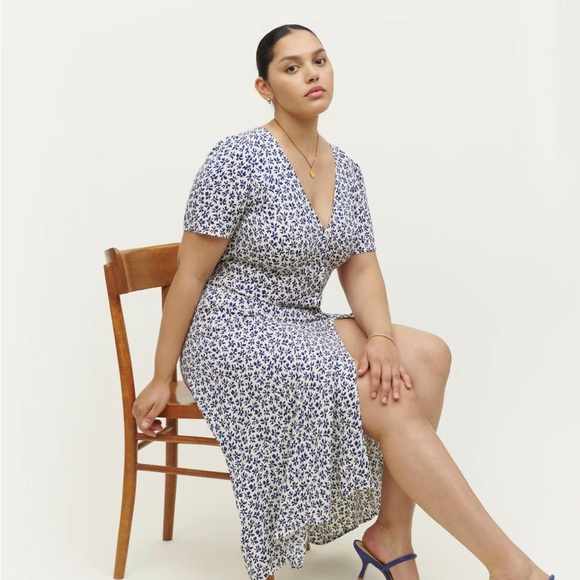 Reformation Locklin Dress in Bombay Size 0 - Picture 9 of 9